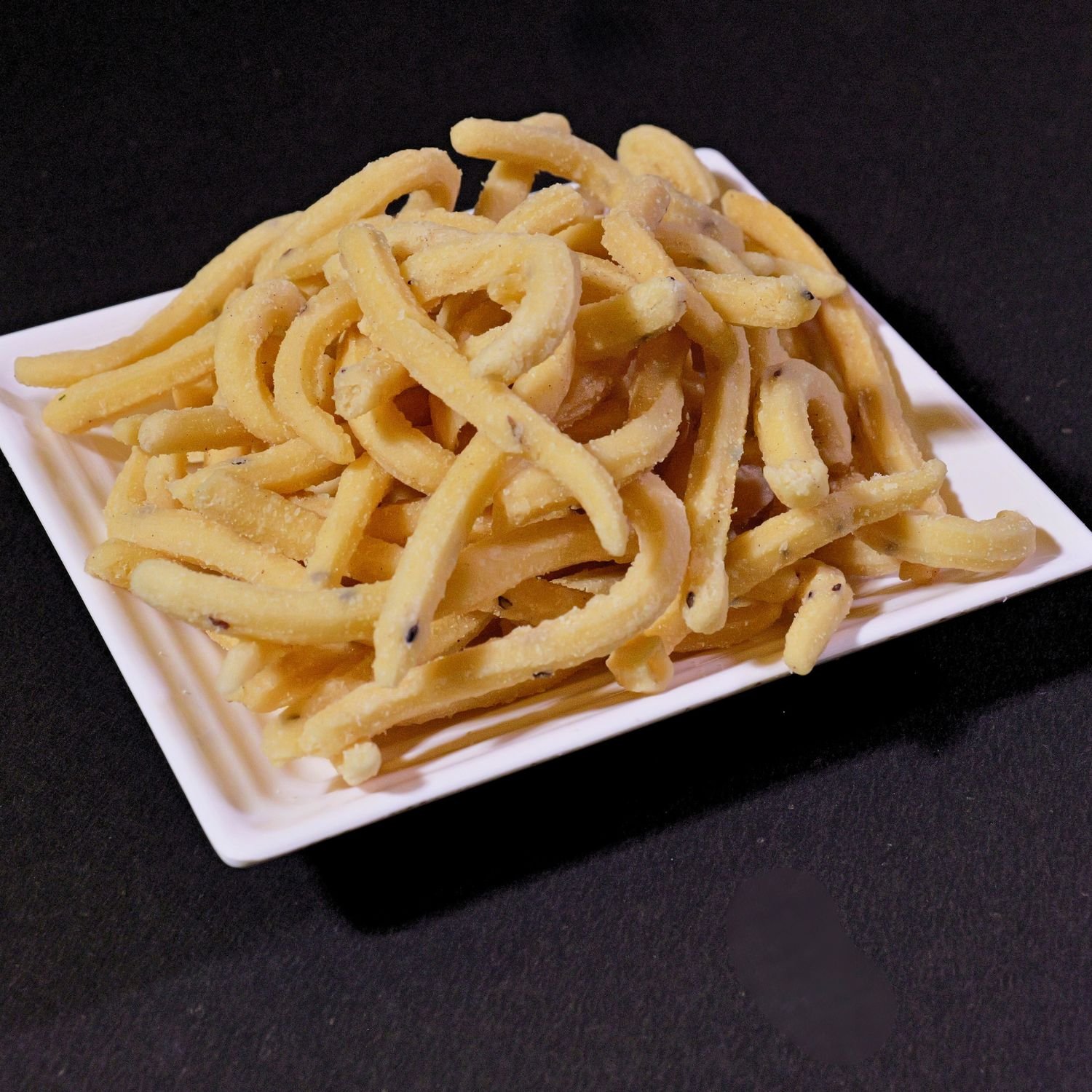 Traditional Butter Murukku – light and crispy murukku snack from Kovilpatti Murukku Kadai.