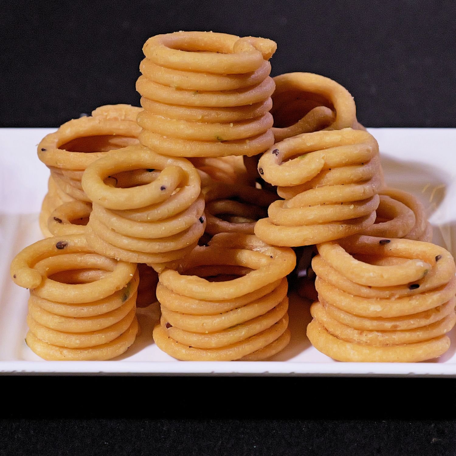 Traditional Onion Murukku from Kovilpatti Murukku Kadai – crispy South Indian murukku snack with onion flavour.